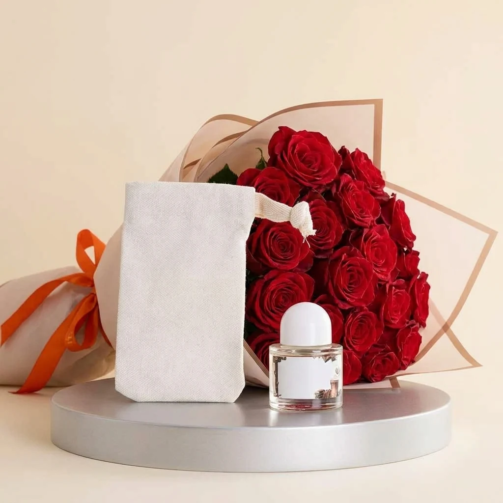 عطر نوي شوكو فرابيه مع باقة ورود حمراء